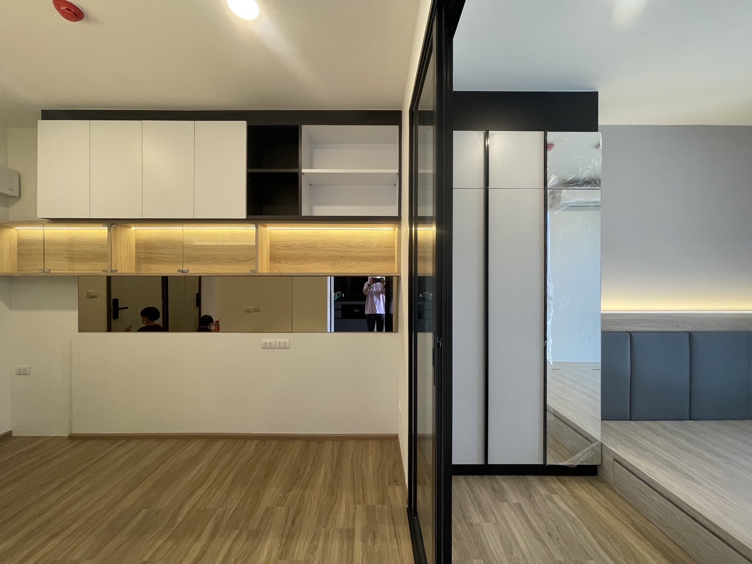 Majistudio - ออกแบบตกแต่งภายในคอนโดมิเนียม
