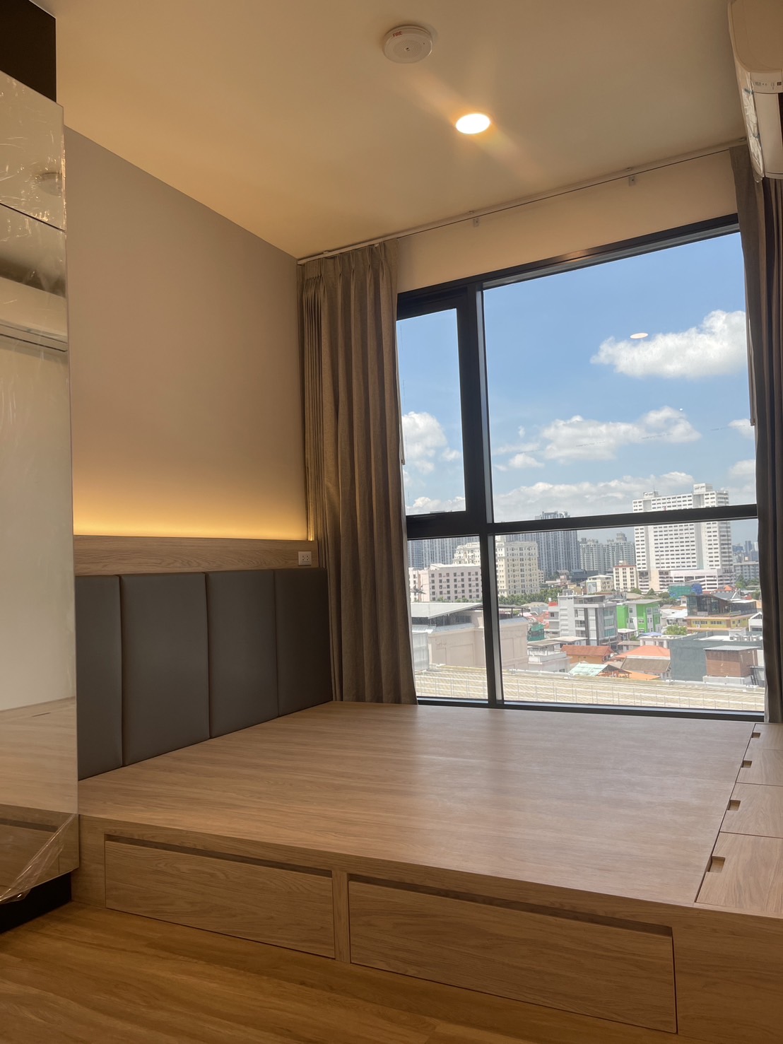 Majistudio - ออกแบบตกแต่งภายในคอนโดมิเนียม