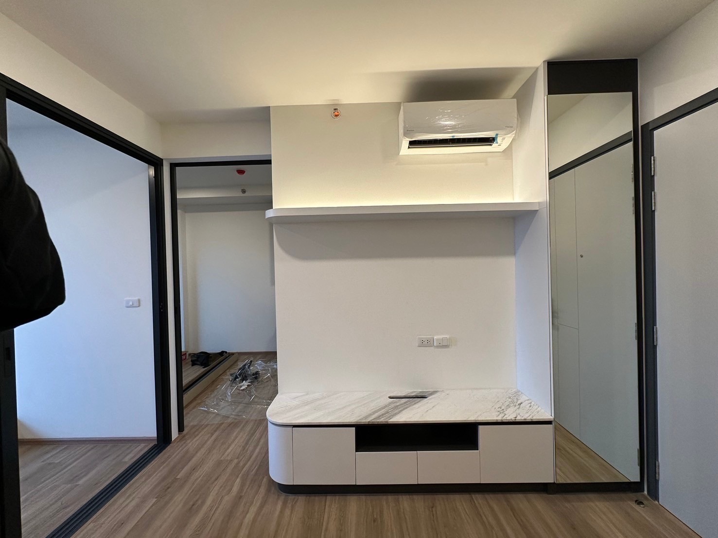 Majistudio - ออกแบบตกแต่งภายในคอนโดมิเนียม