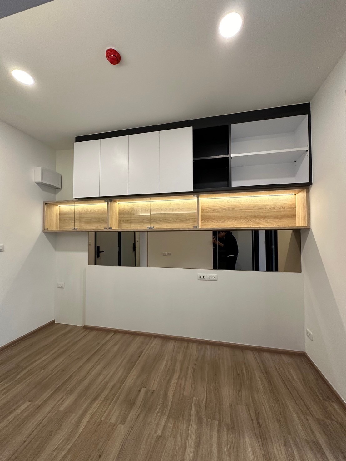 Majistudio - ออกแบบตกแต่งภายในคอนโดมิเนียม
